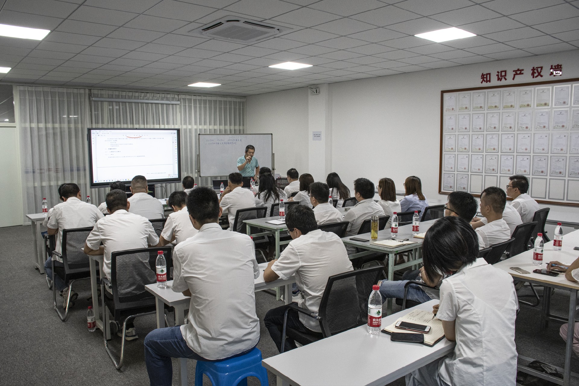 1658568281913307.jpg 2.jpg